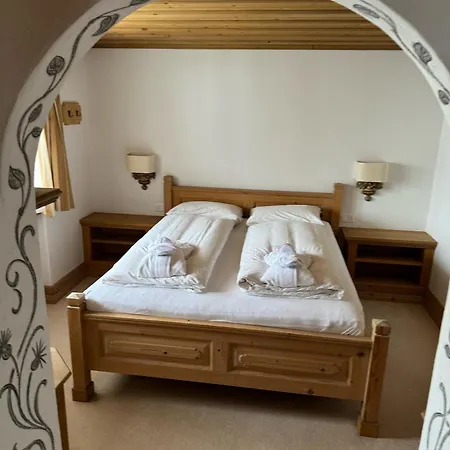 Alpina Apartment Klosters