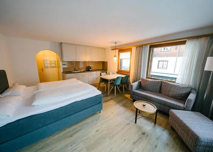 Alpina * Klosters-Serneus