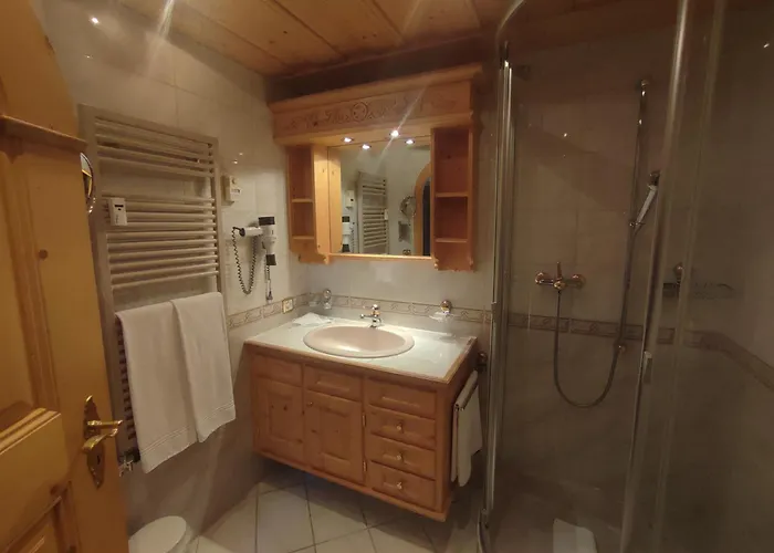 Alpina * Klosters-Serneus