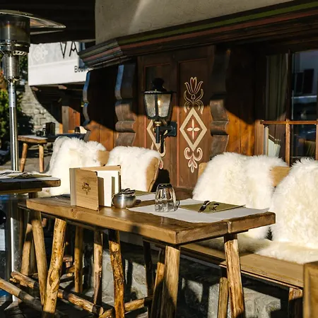 Alpina * クロスタース